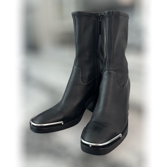 Alexander Wang Leather Ankle Boots. Size 38.5. - Picture 7 of 13